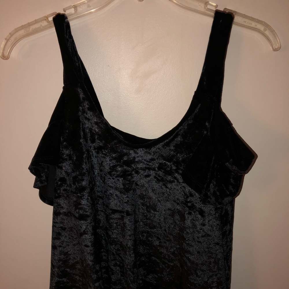 black, velvet cropped tank